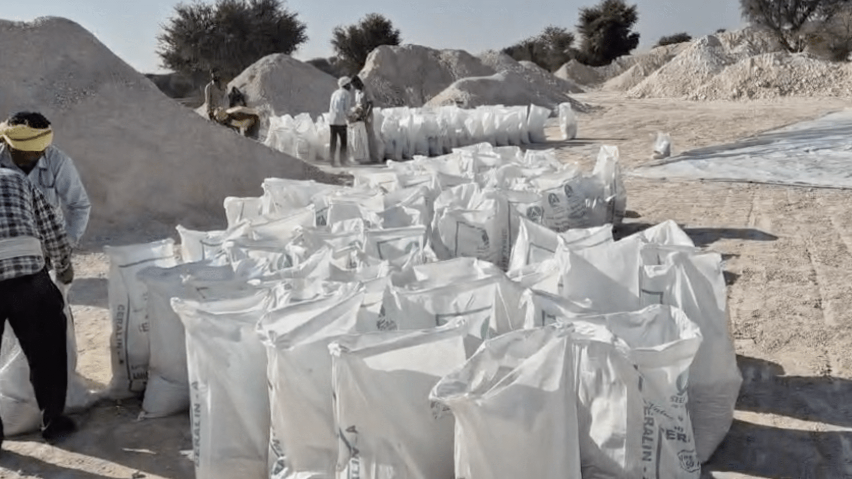 Packing of industrial minerals at mining site for further processing and export