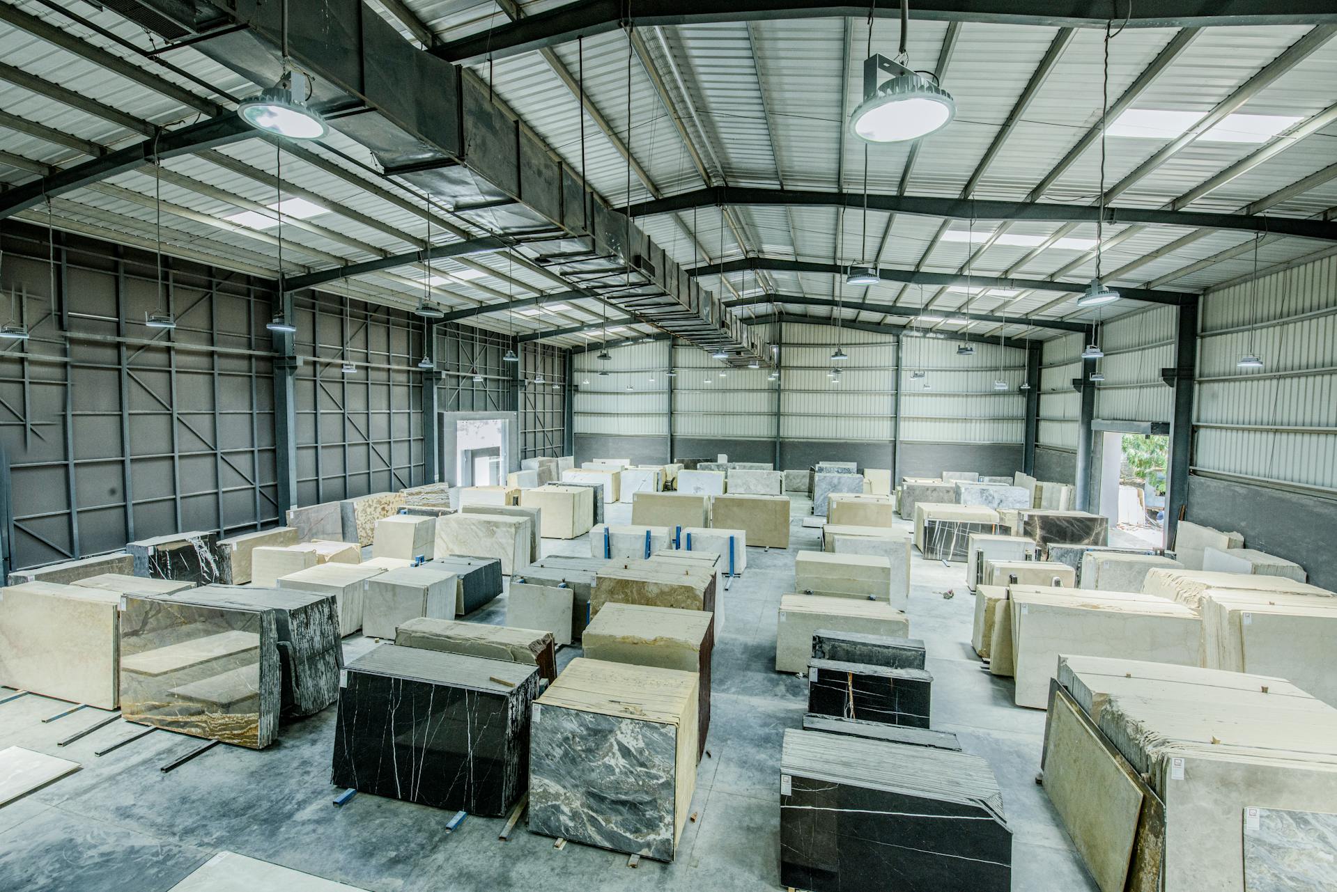 Minerals for ceramic tile and sanitaryware manufacturing including feldspar and ball clay
